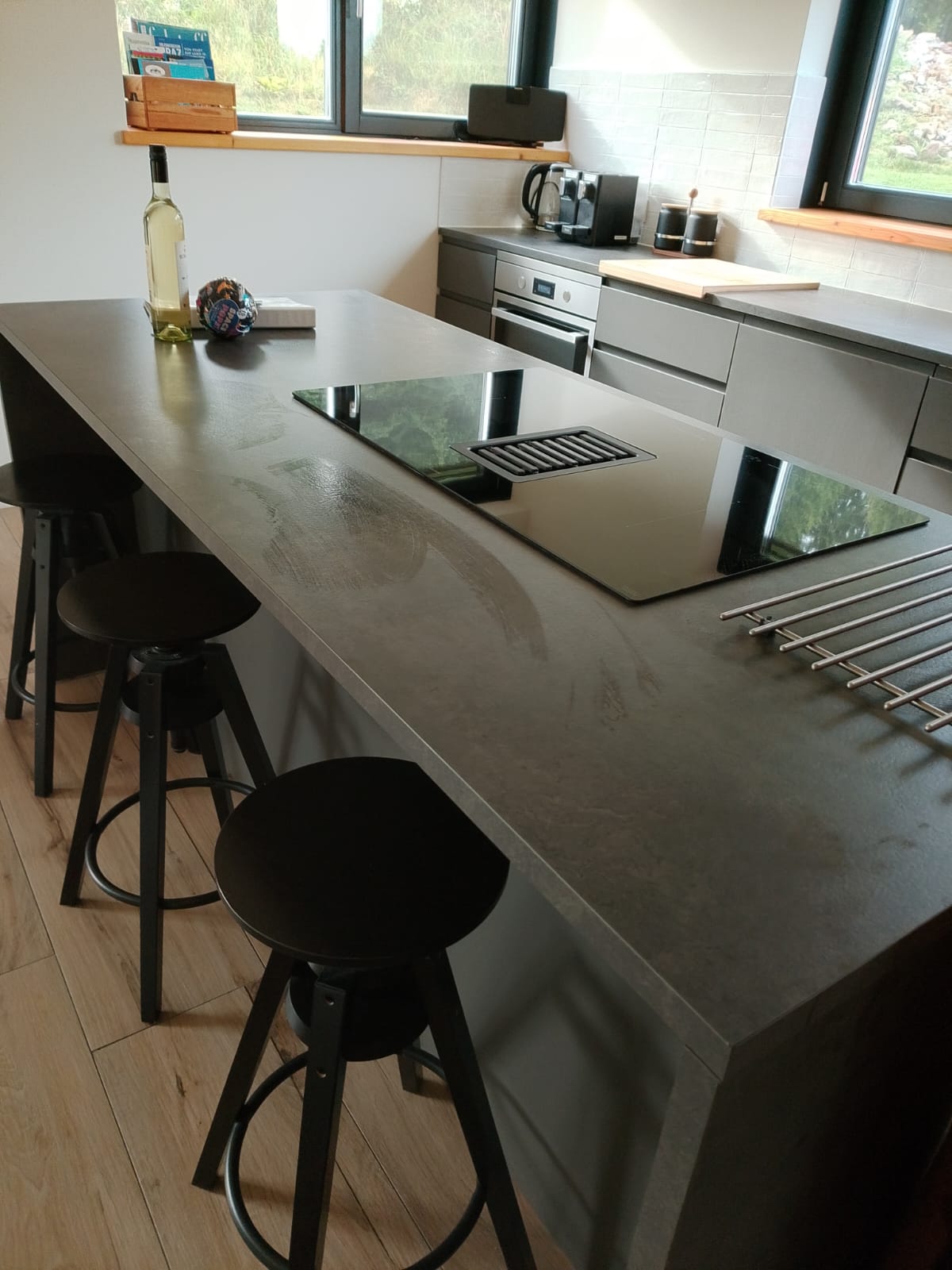 Monteur-Zimmer - Köflach - Küche mit kochinsel - Trahütti Premium Lodges 