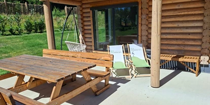 Monteur-Zimmer - Küche - Österreich - Aussen zum sitzen - Trahütti Premium Lodges