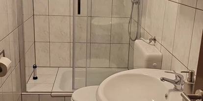 Monteur-Zimmer - Preis pro Nacht - Deutschland - Holzwurm in 66877 Ramstein-Miesenbach