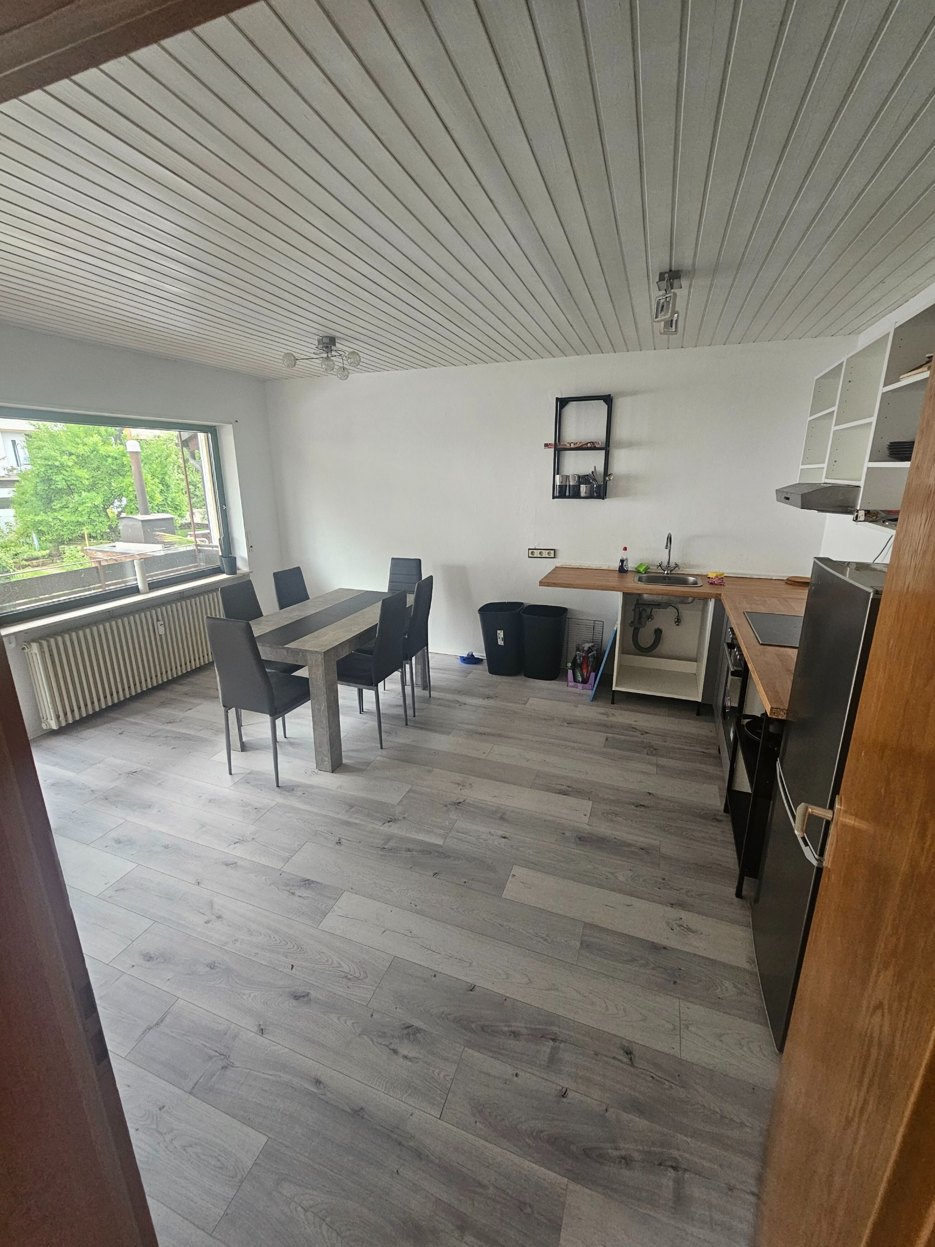 Monteur-Zimmer - Rheinland-Pfalz - Wohnung für bis zu 6 Personen in Queidersbach