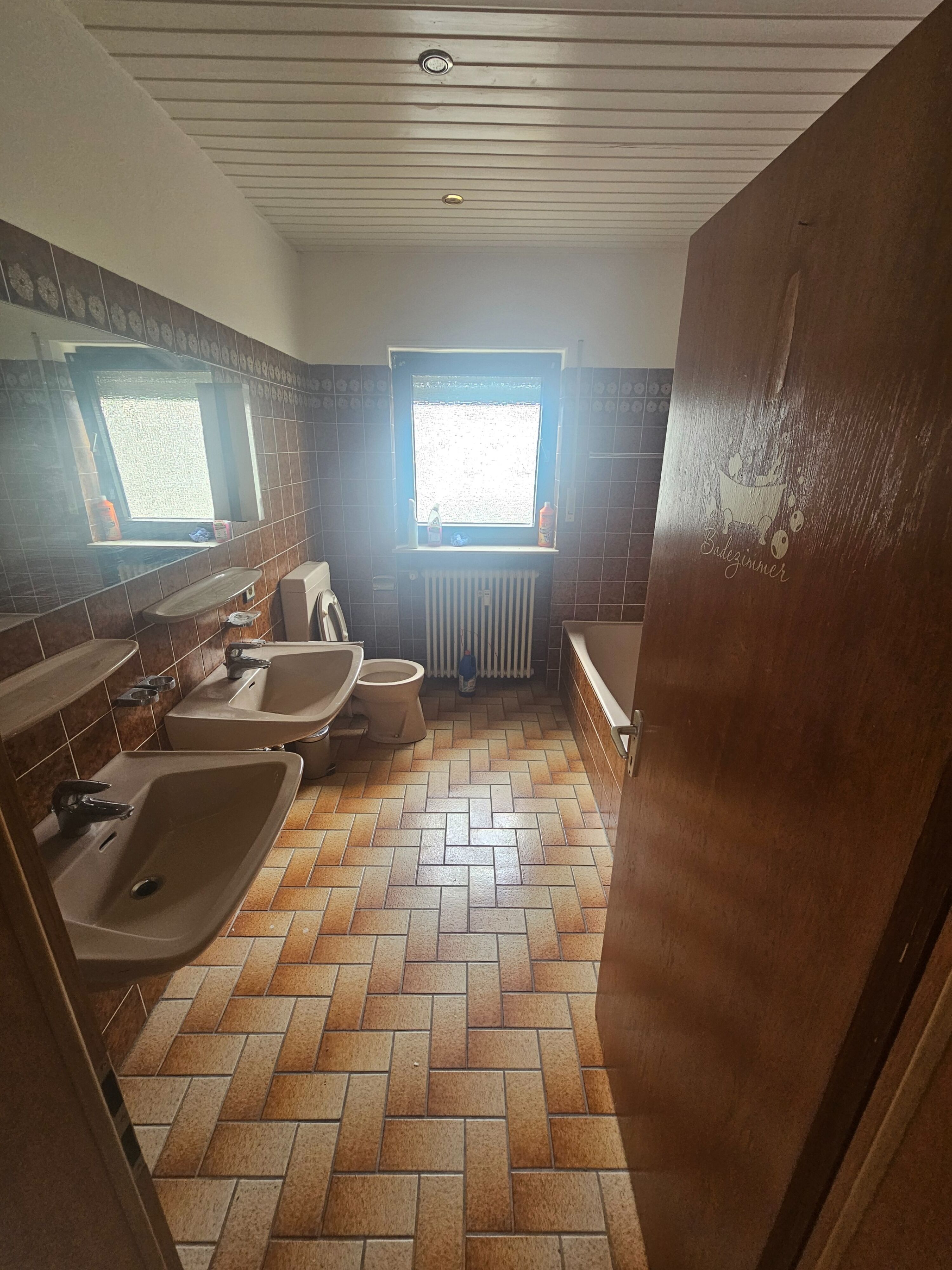 Monteur-Zimmer - Rheinland-Pfalz - Wohnung für bis zu 6 Personen in Queidersbach