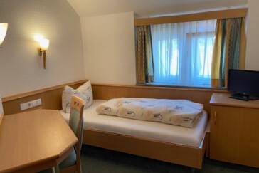 Monteur-Zimmer - Preis pro Nacht - Deutschland - Landgasthaus Zum Hirsch