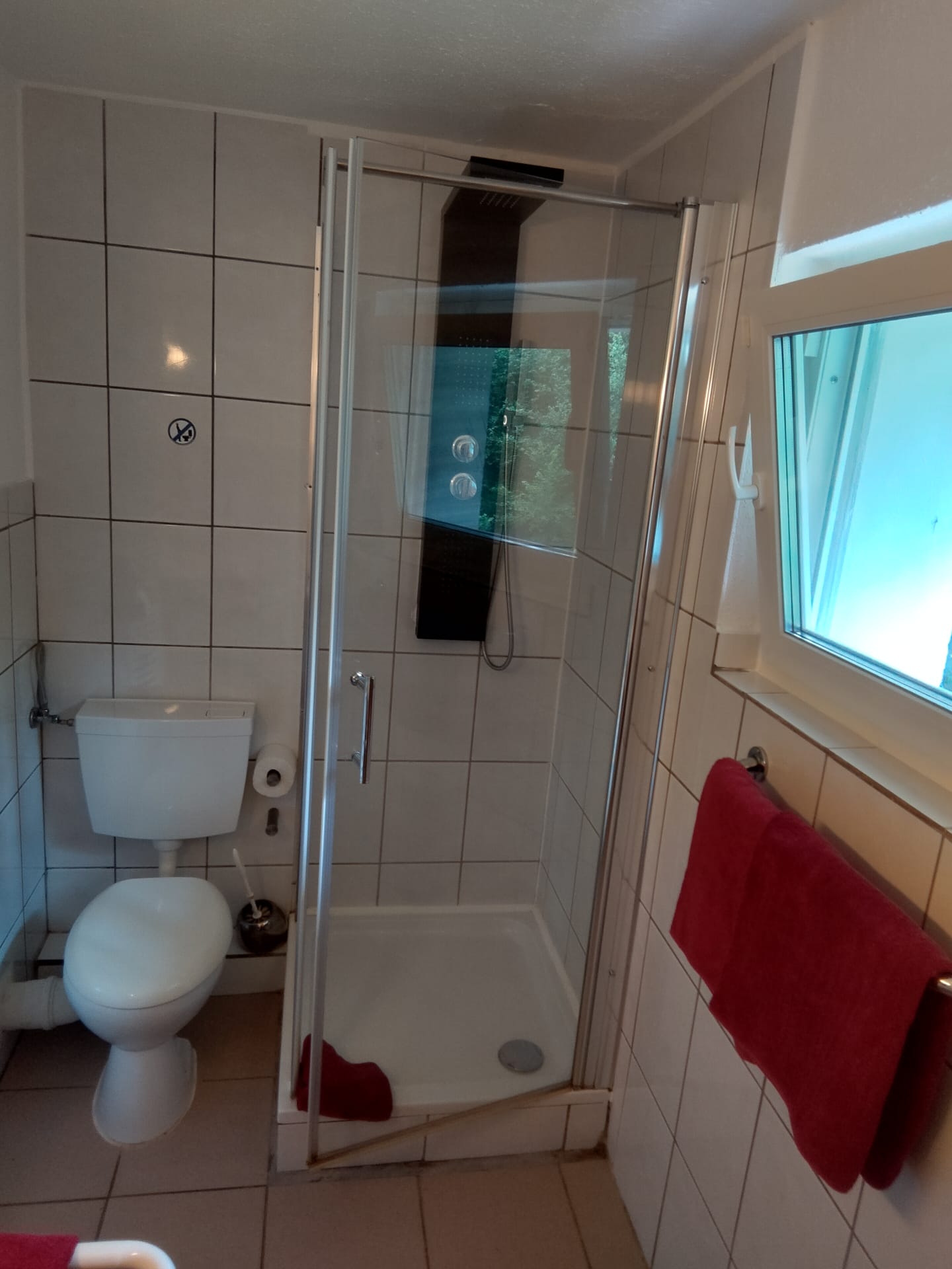 Monteur-Zimmer - Zwischenreinigung - Badezimmer - Moderne Unterkünfte für Monteure mit Highspeed Internet