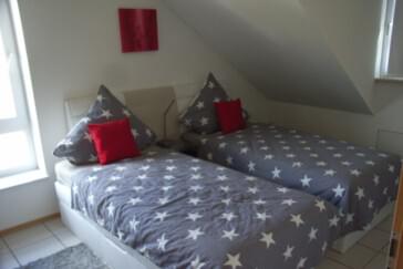 Monteur-Zimmer - Rheinland-Pfalz - Ferienhaus Kindsbach bis 11 Personen