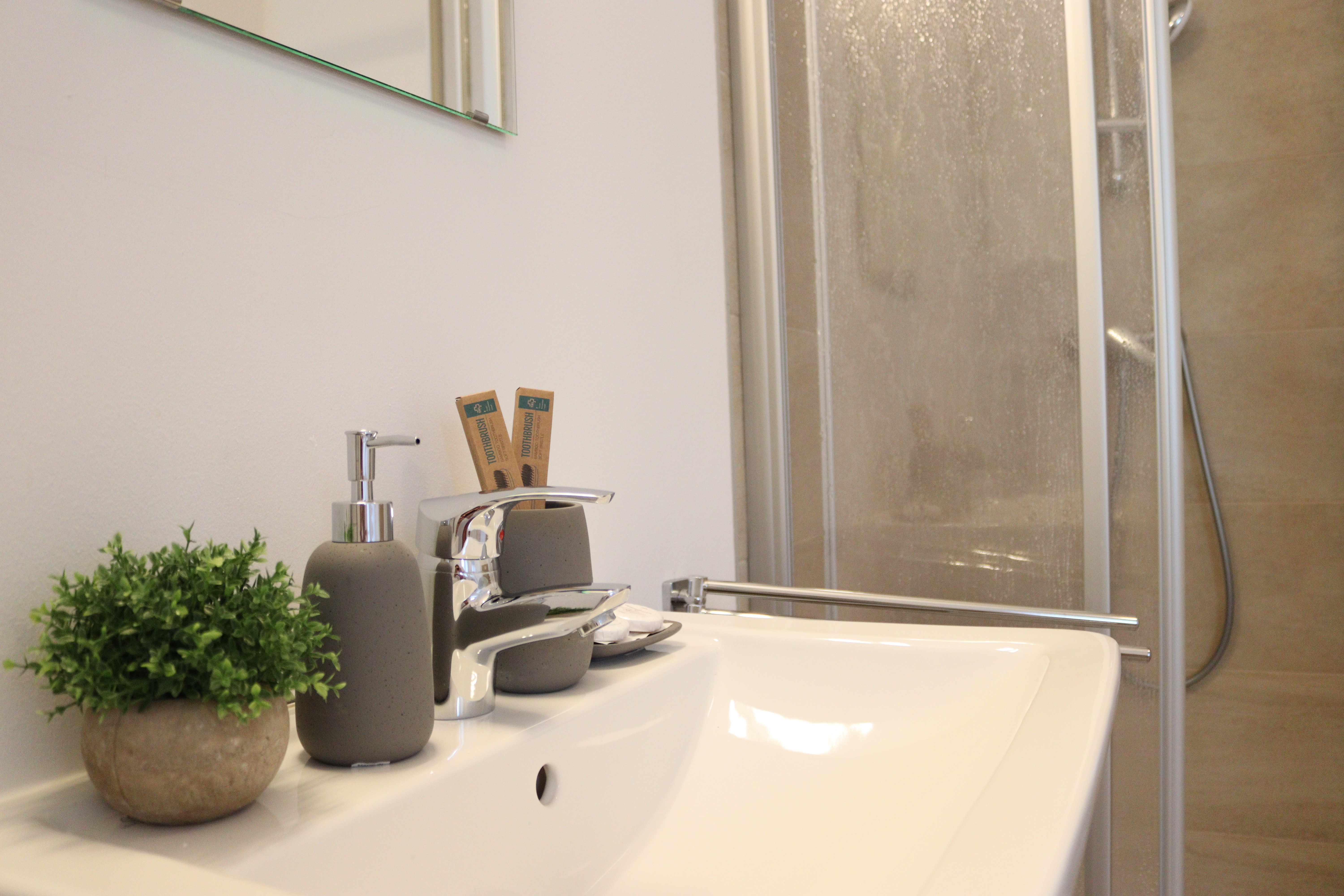 Monteur-Zimmer - Preis pro Nacht - Wernberg - Monteurzimmer Trattengasse Villach