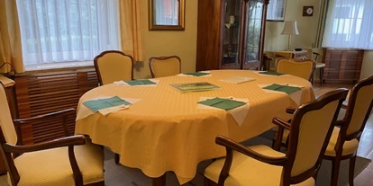 Monteur-Zimmer - Küche - Österreich - Esstisch für bis zu 7 Personen - FERIENHAUS SALZBURG