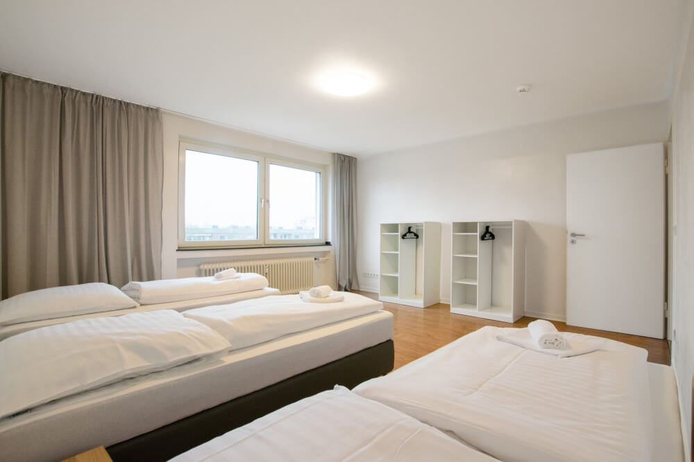 Monteur-Zimmer - Korschenbroich - Tolstov Apartments - vollausgestattete Küche, free WLAN Waschmaschine in 40667 Meerbusch