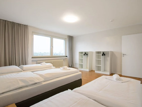 MonteurZimmer: Tolstov Apartments - vollausgestattete Küche, free WLAN Waschmaschine in 40667 Meerbusch