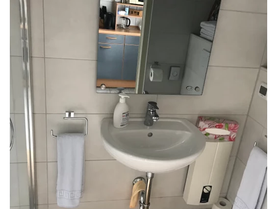 MonteurZimmer: Ferienwohnung Wieneke in 42549 Velbert