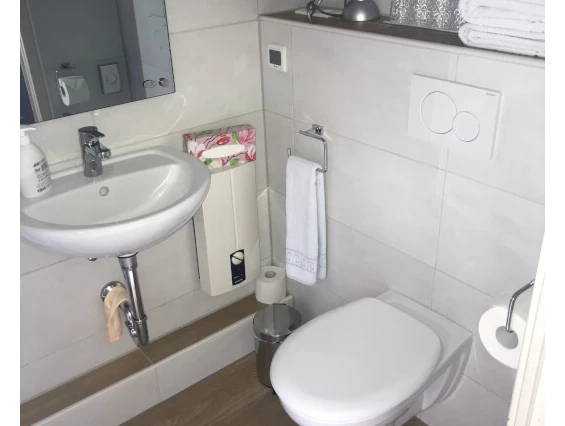 MonteurZimmer: Ferienwohnung Wieneke in 42549 Velbert