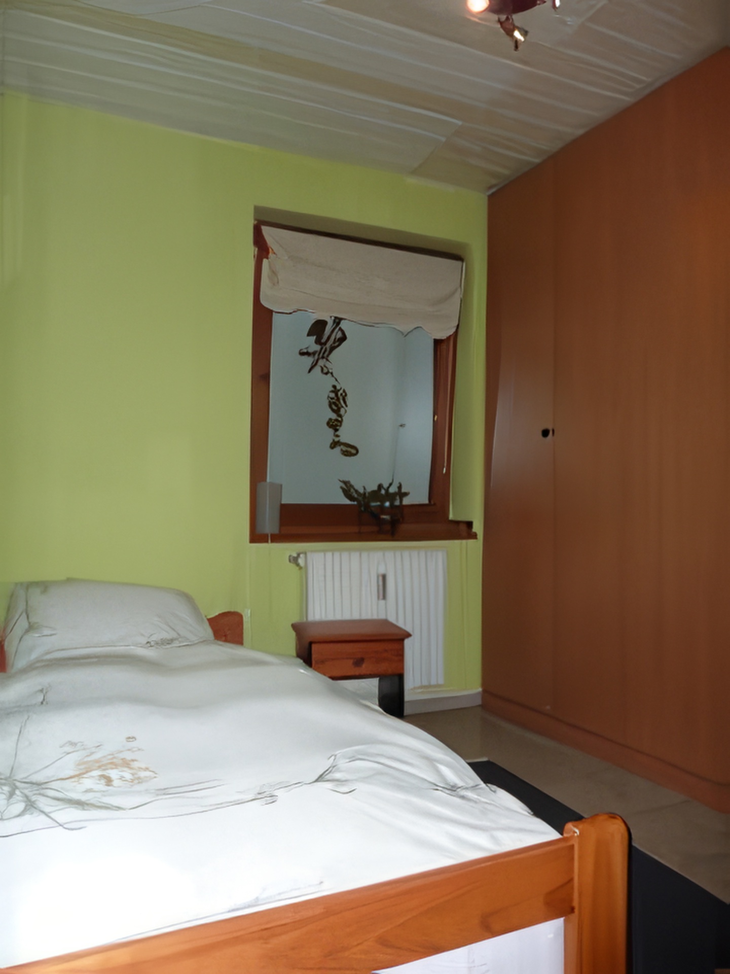 Monteur-Zimmer - Korschenbroich - Gästehaus Theißen in 40670 Meerbusch