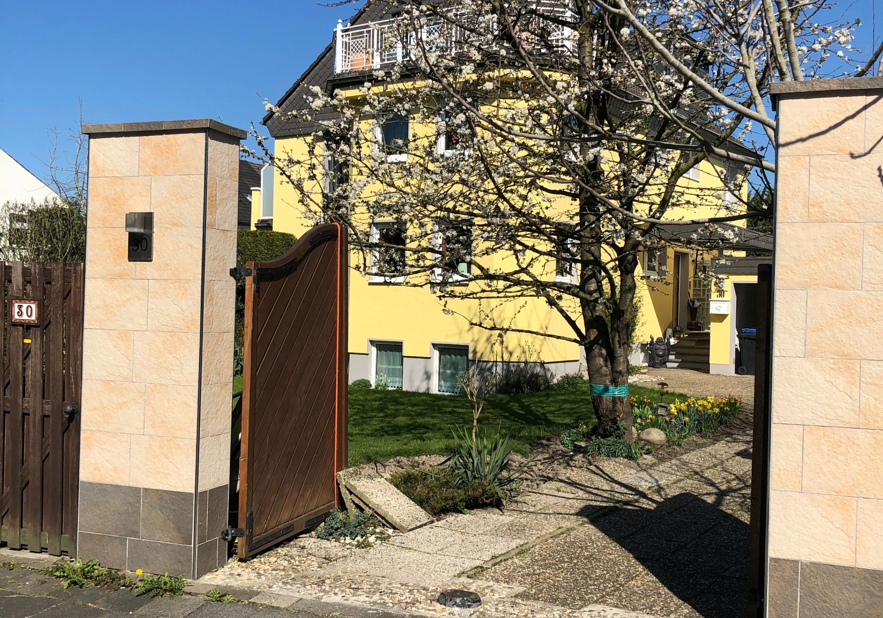 Monteur-Zimmer - Langenfeld (Mettmann) - Monteur/Handwerker; Messe-Appartements-Schuh bis zu 10 Pers.