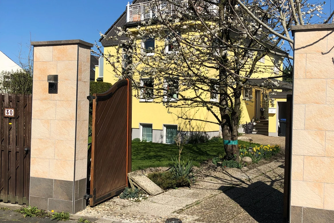 MonteurZimmer: Monteur/Handwerker; Messe-Appartements-Schuh bis zu 10 Pers.