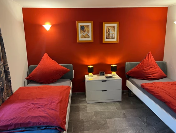 MonteurZimmer: Monteur/Handwerker; Messe-Appartements-Schuh bis zu 10 Pers.