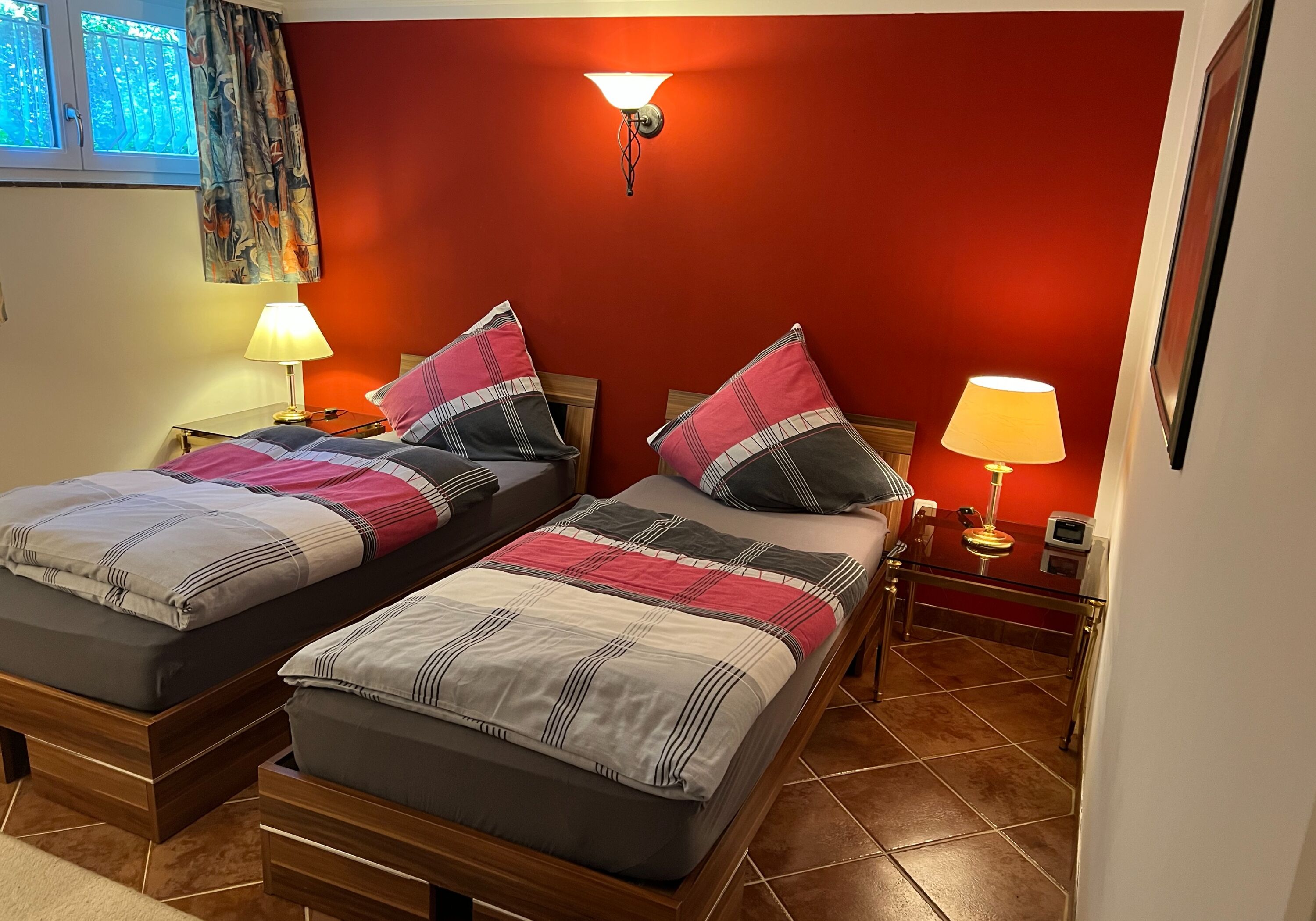 Monteur-Zimmer - Langenfeld (Mettmann) - Monteur/Handwerker; Messe-Appartements-Schuh bis zu 10 Pers.