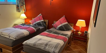 Monteur-Zimmer - Preis pro Nacht - Monteur/Handwerker; Messe-Appartements-Schuh bis zu 10 Pers.