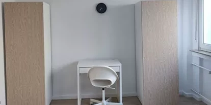 Monteur-Zimmer - Preis pro Nacht - Monteurwohnung Ratingen 4 P. Nähe Düsseldorf Flughafen