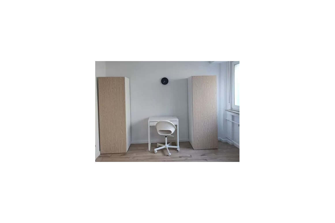 MonteurZimmer: Monteurwohnung Ratingen 4 P. Nähe Düsseldorf Flughafen