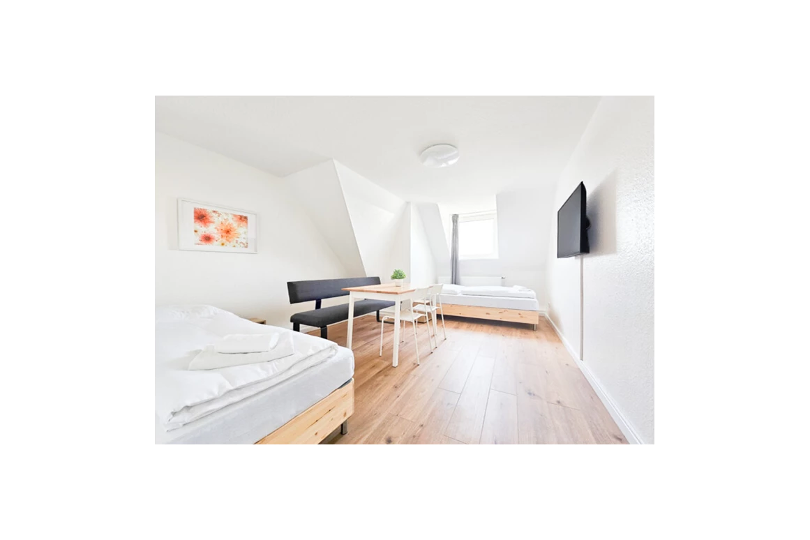 MonteurZimmer: Tolstov Apartment Monteurwohnungen - Komfort für Monteure – Hier fühlt sich jeder wie zuhause