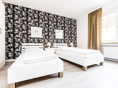 MonteurZimmer: HomeRent in Köln, rechtsrheinisch