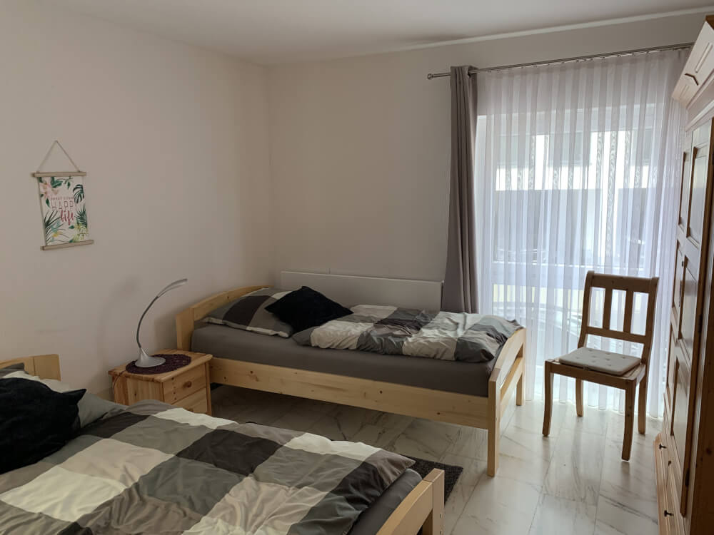 Monteur-Zimmer - Brühl (Rhein-Erft-Kreis) - Gepflegte Ferien- und Monteurwohnung in ruhiger Lage in 50321 Brühl