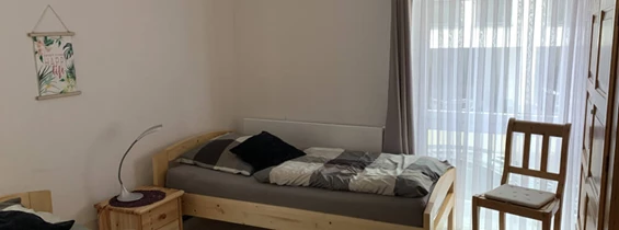 MonteurZimmer: Gepflegte Ferien- und Monteurwohnung in ruhiger Lage in 50321 Brühl