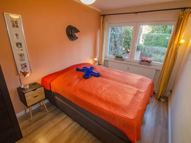 MonteurZimmer: Ferienwohnung/ FeWo Ball in 50858 Köln