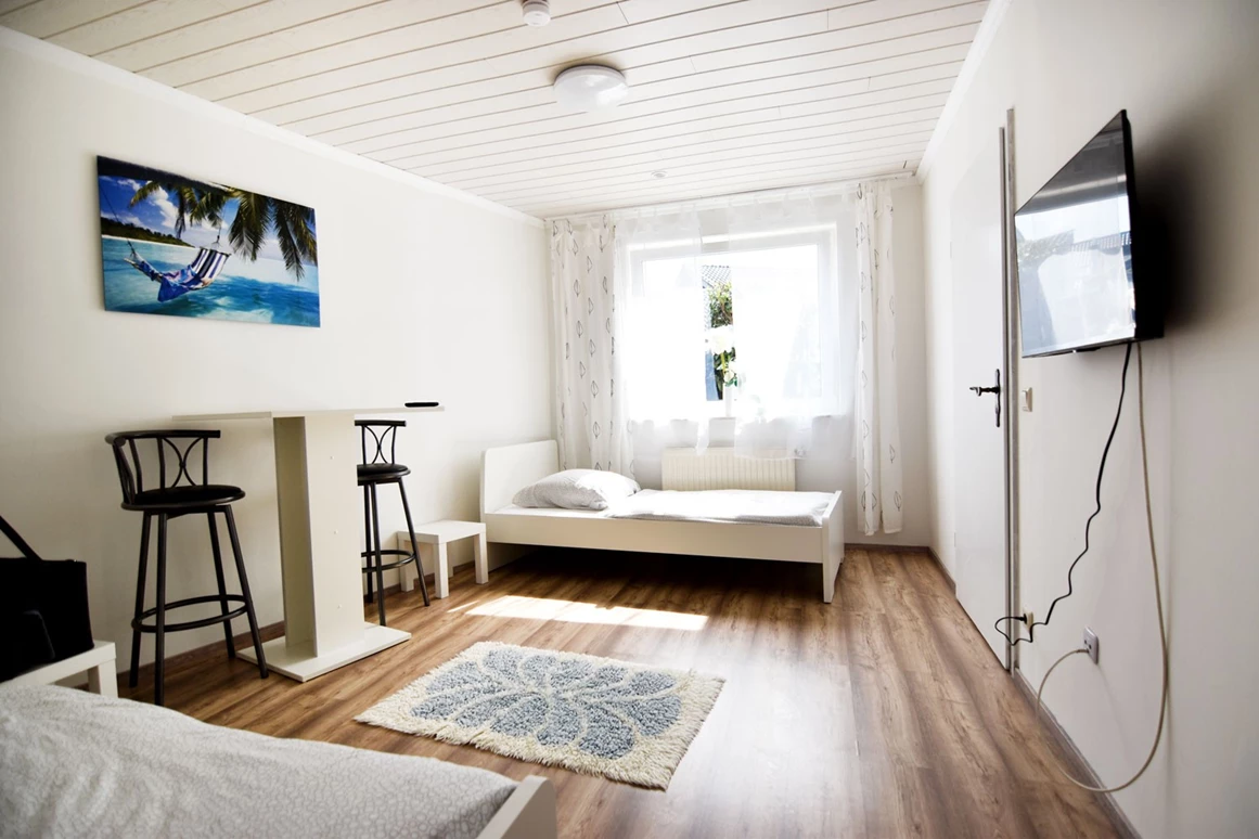 MonteurZimmer: HomeRent in Niederkassel und Umgebung in 53859 Niederkassel