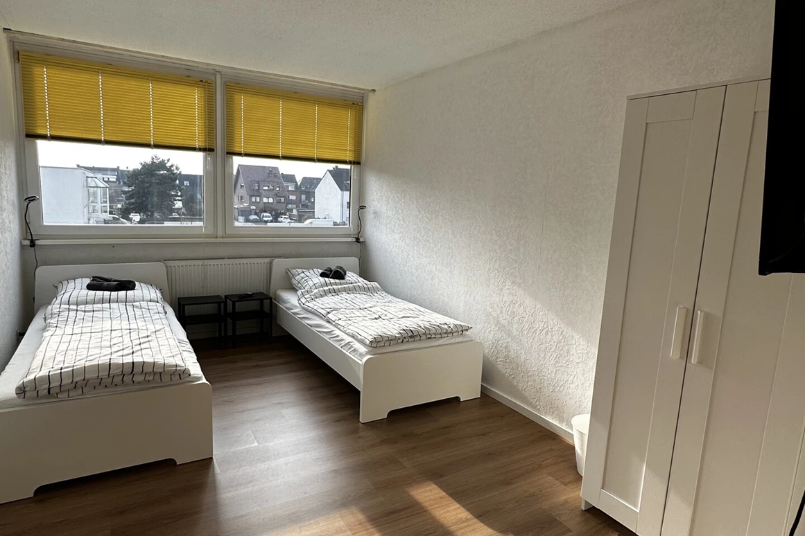 MonteurZimmer: Nähe Köln: Zentrale und Gemütliche Wohnung in 50169 Kerpen