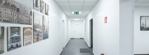 MonteurZimmer: Große Monteurunterkunft für bis zu 30 Personen – Perfekt für Teams in Neuss