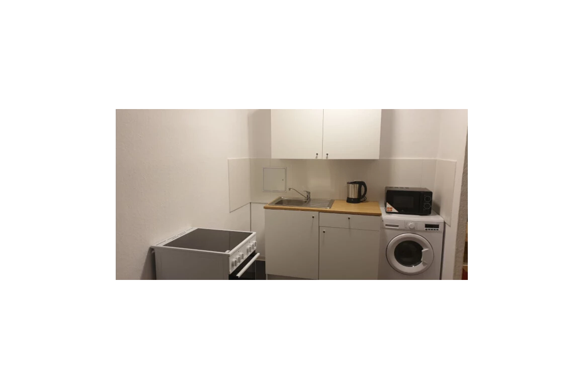 MonteurZimmer: Wohnungen von Herz International in Köln in 51109 Köln