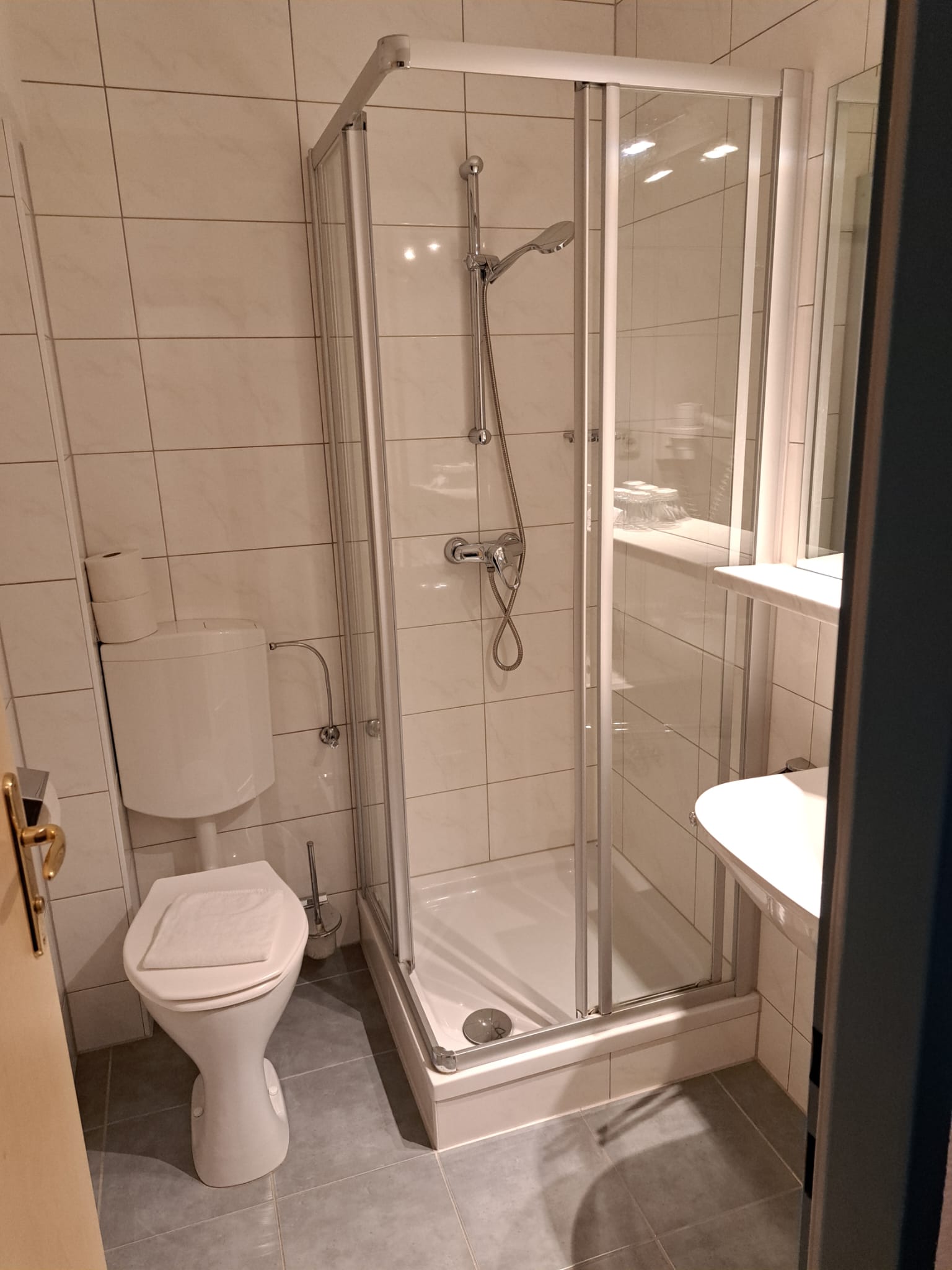 Monteur-Zimmer - Ledenitzen - Monteurzimmer Schlossbergweg Villach