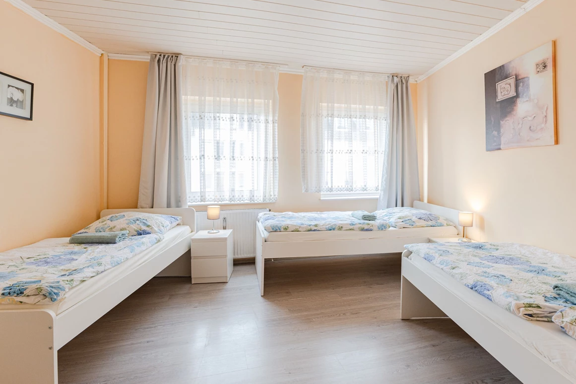 MonteurZimmer: Monteur-und Ferienwohnung Köln/Leverkusen/Bergisch Gladbach