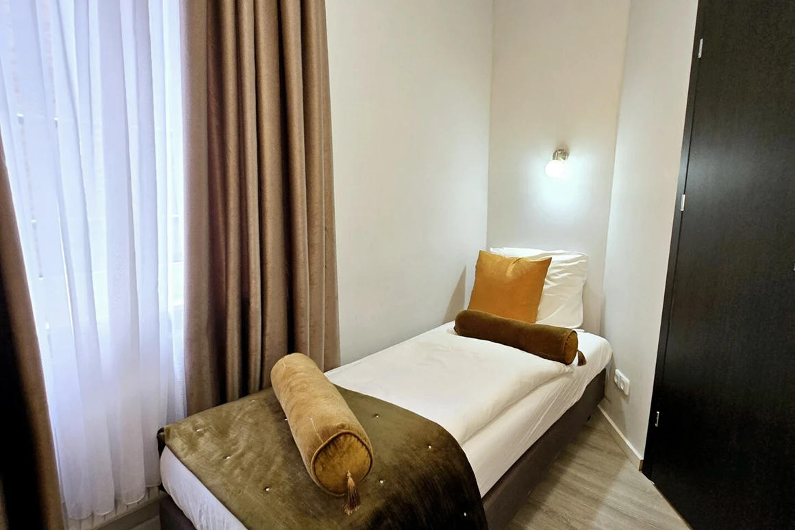 MonteurZimmer: City Hotel Storch in 50672 Köln