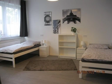 MonteurZimmer: Home4Time in Leverkusen: Wir bieten Zimmer und Wohnungen im Zentrum, vielen Stadtteilen und im Umland.