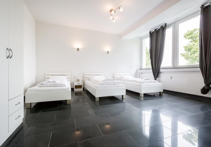 Monteur-Zimmer - Wesseling - HomeRent in Langenfeld (Rheinland)