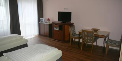 Monteur-Zimmer - Erkrath - Monteurunterkunft Scheuer in 50354 Hürth