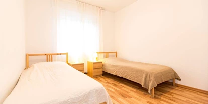 Monteur-Zimmer - Ratingen - Ferienwohnung HomeCologne Unterkunft in 51063 Köln