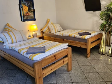 MonteurZimmer: Messe und Monteurzimmer Weber in 50997 Köln