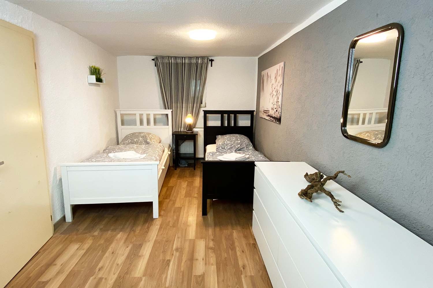 Monteur-Zimmer - Wesseling - HomeRent in Burscheid in 51399 Burscheid