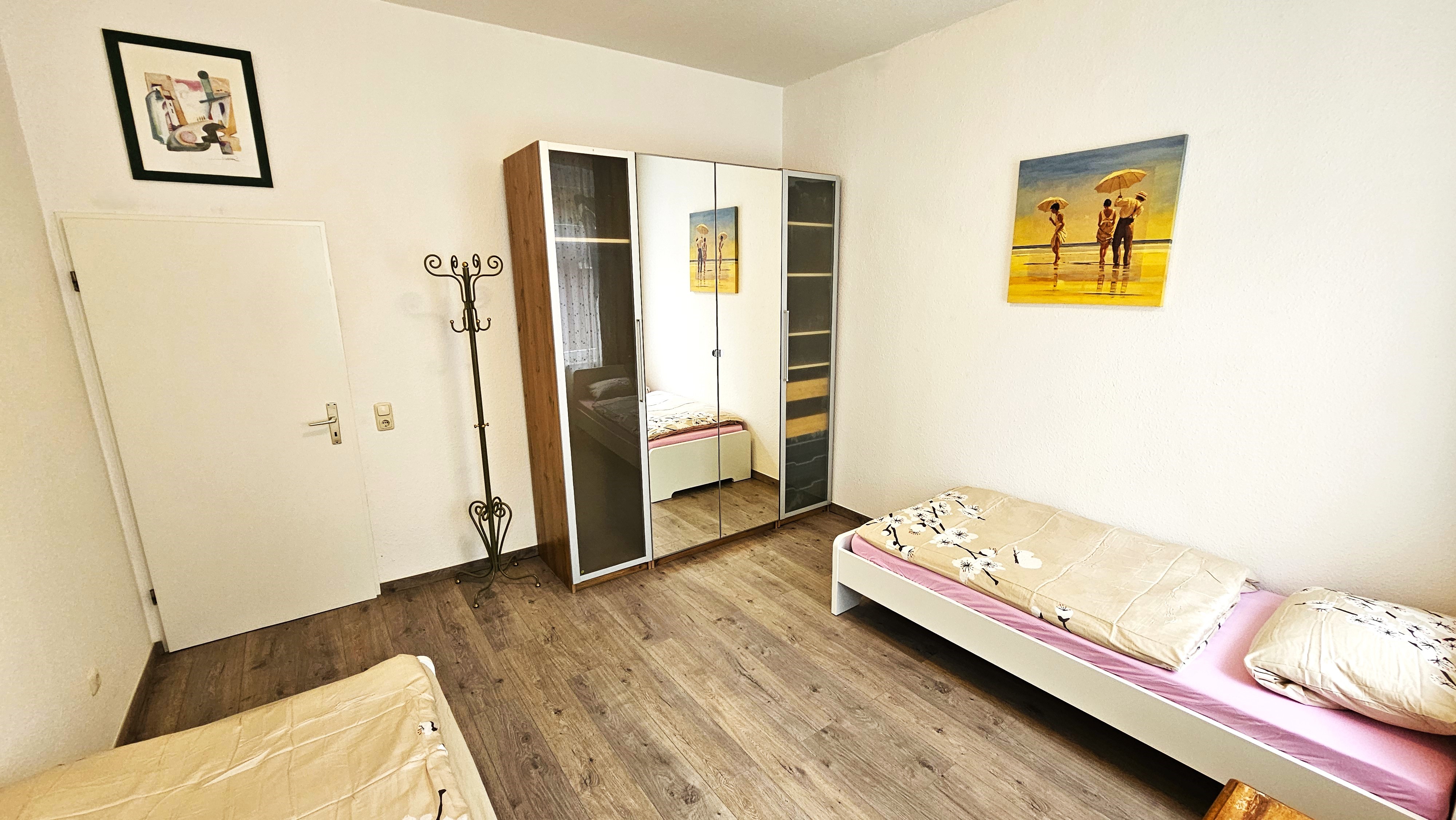 Monteur-Zimmer - Preis pro Nacht - Erkrath - Domspitze in 50825 Köln