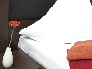MonteurZimmer: HOSTEL KÖLN GmbH