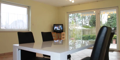 Monteur-Zimmer - Pulheim - Maison Valsi in 53859 Niederkassel