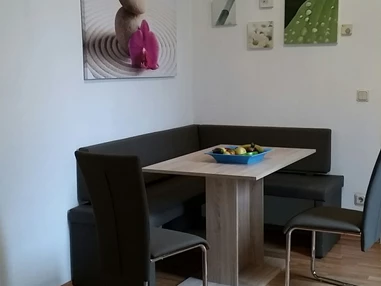 MonteurZimmer: Monteur/Ferienwohnung Roth Fischer