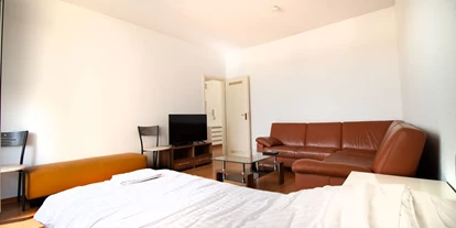 Monteur-Zimmer - Velbert - HomeRent in Bergisch Gladbach & Umgebung in 51465 Bergisch Gladbach