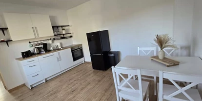 Monteur-Zimmer - Erkrath - Helle Wohnung Köln-Höhenberg 1.OG