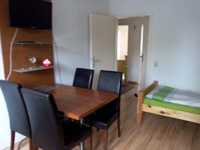 Monteur-Zimmer - Bedburg - Privatzimmer vor den Toren Kölns