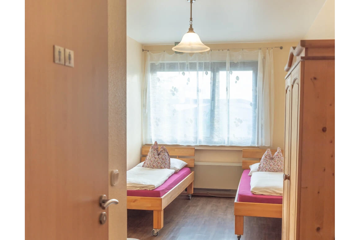 MonteurZimmer: Hotel-Pension Schlafpunkt GmbH in Leverkusen bei Köln in 51381 Leverkusen