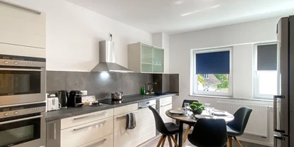 Monteur-Zimmer - Velbert - Eine Wohnung in Köln frei ab dem 17.05. für max. 4 Per.