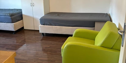 Monteur-Zimmer - Erkrath - Arbeiterwohnung voll eingerichtet